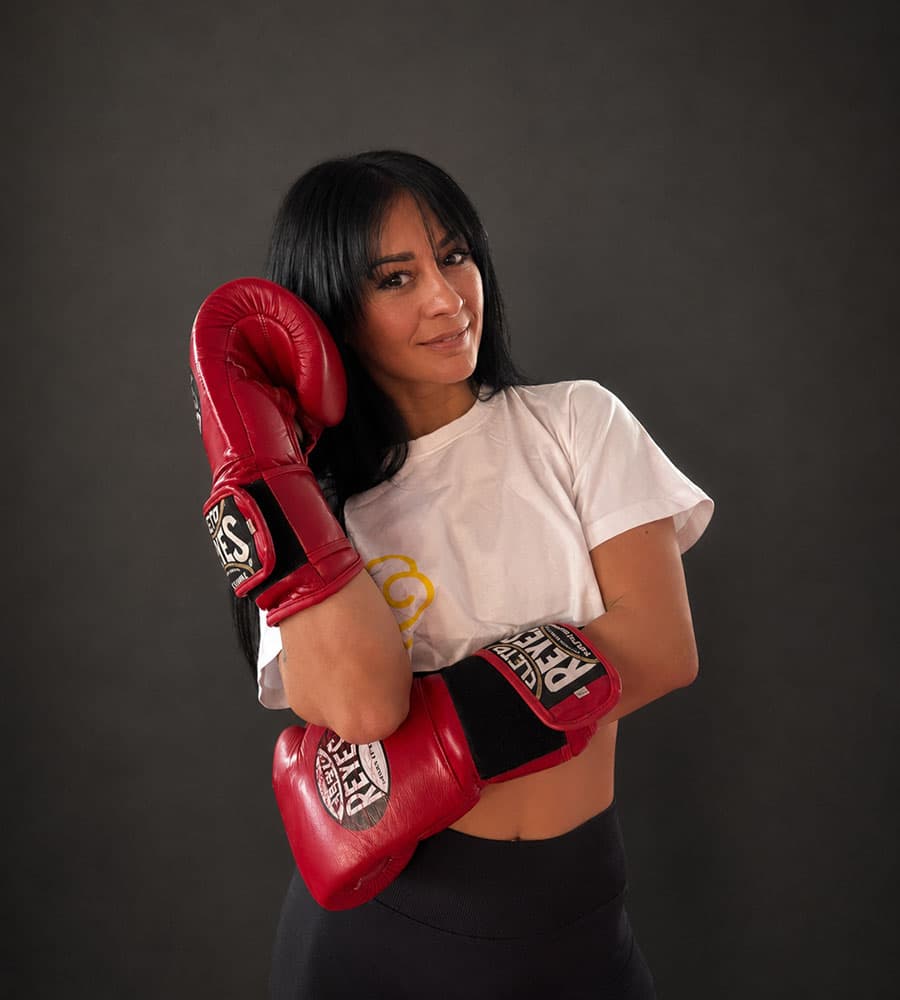 HÜSRA UZAN